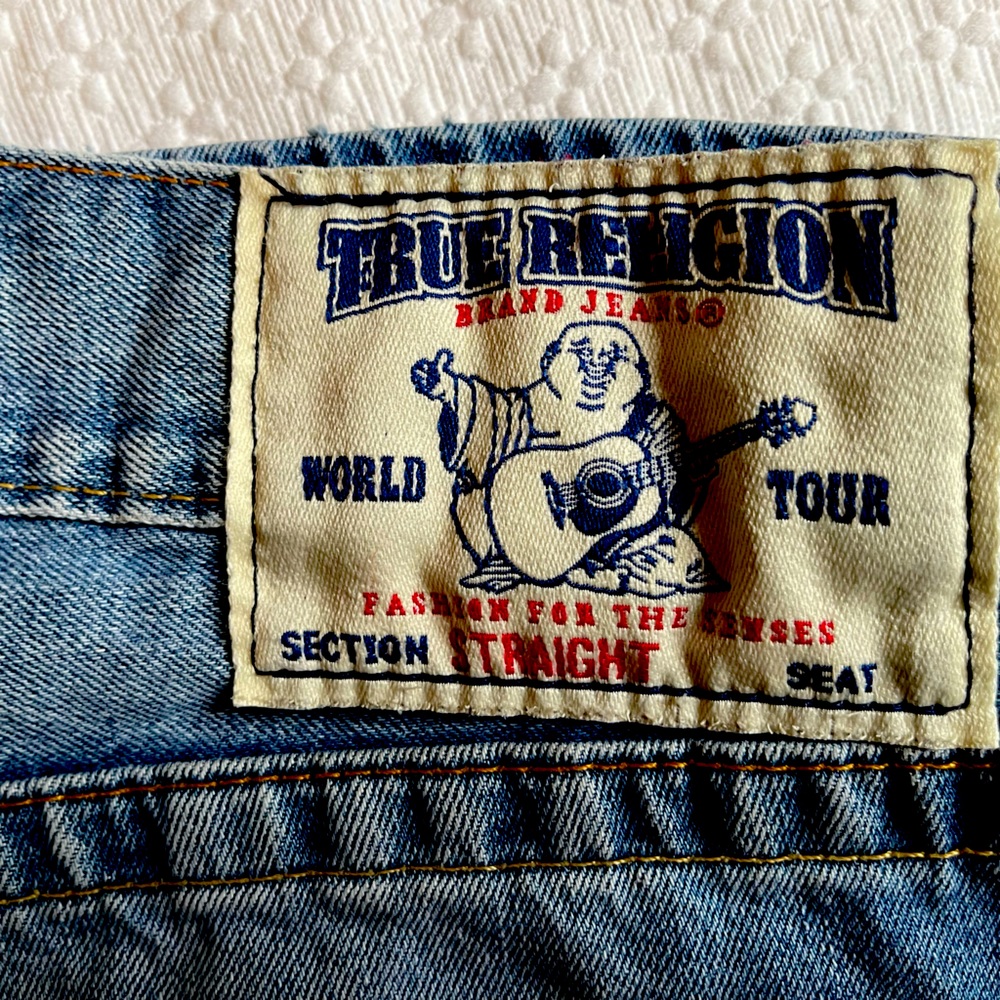True Religion men’s jeans 40/32. Excellent condition